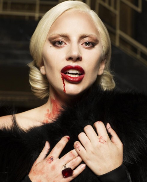 Tạo hình quyết rũ, sang trọng nhưng đầy ma mị của Lady Gaga trong AHS 5