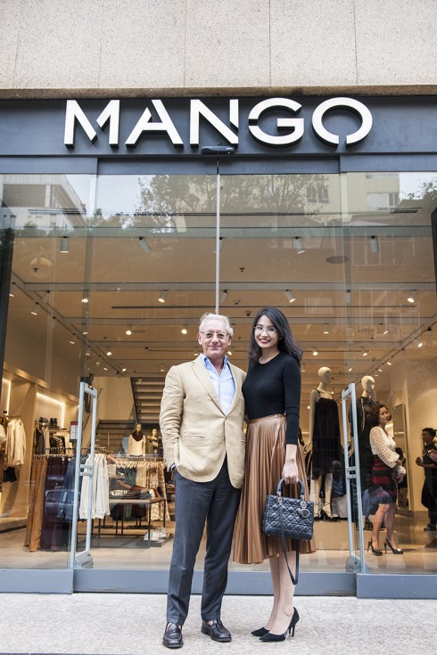 Ngài Isak Andic và bà Trương Hoài Anh – Tổng Giám Đốc Công ty BFF, đơn vị kinh doanh mô hình Mango Mega Store tại Việt Nam