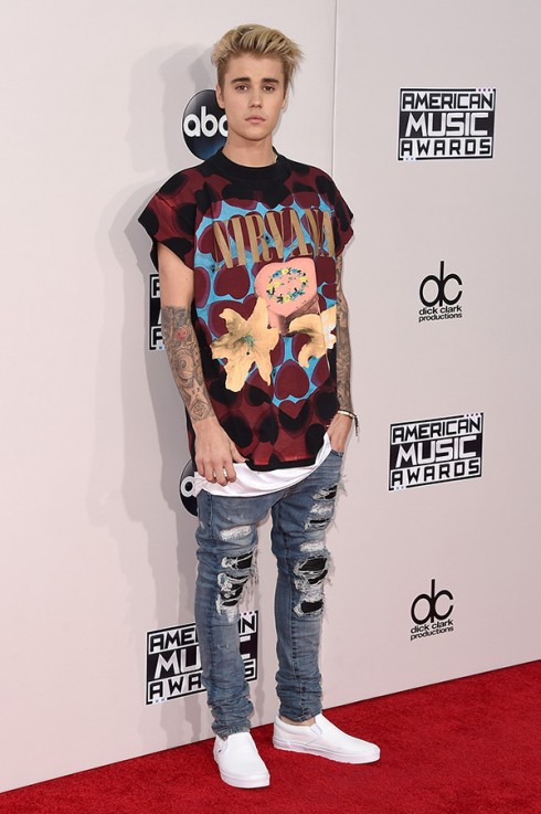 justin-bieber-amas-2015-american-music-awards1