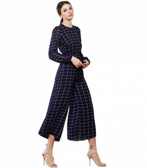 Jumpsuit thời thượng