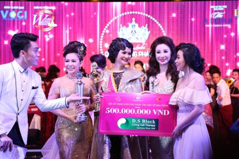 Giây phút hạnh phúc ngọt ngào của Nữ hoàng Quyền Năng Phái Đẹp 2015 Bùi Thị Thanh Nhàn