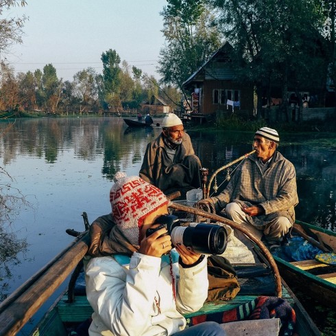 Tác giả Quỳnh Anh tác nghiệp.