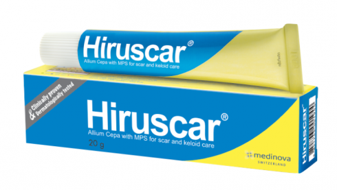 Hiruscar là sản phẩm của Thụy Sĩ, được bào chế từ các thành phần tự nhiên hiệu quả trong việc xua tan sẹo trong 4 tuần sử dụng và không gây kích ứng, thích hợp để chăm sóc da mỗi ngày. Sản phẩm có bán tại các nhà thuốc uy tín trên toàn quốc.
