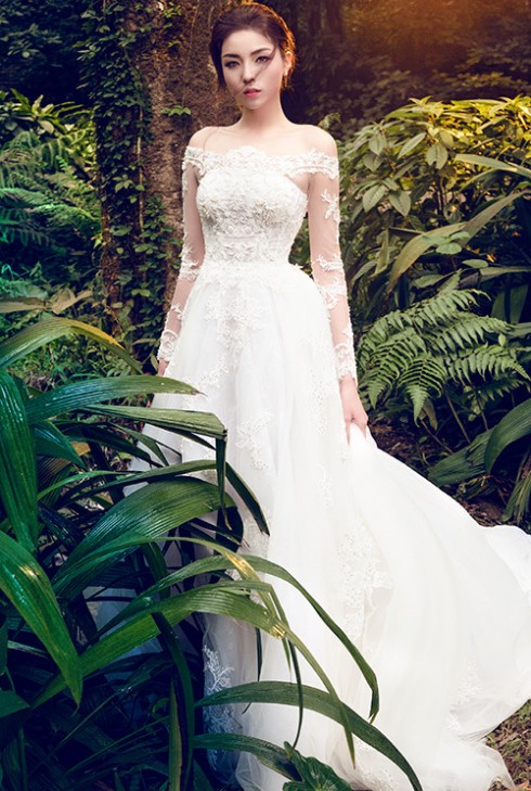 Hoa hậu Kỳ Duyên lung linh trong váy cưới ở Ba Vì 03 ELLE VN