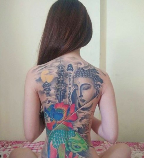 hình xăm nghệ thuật - hình Phật 1 - elle vietnam