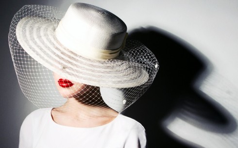 fashion-lady-white-hat-red-lips-hd-wallpaper