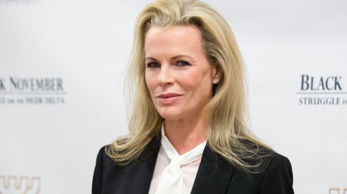 Univeral vừa xác nhận Kim Basinger sẽ gia nhập dàn diễn viên “50 sắc thái”.