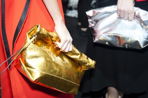 Những chiếc túi xách ấn tượng ở tuần lễ thời trang Milan Thu  Đông 2016