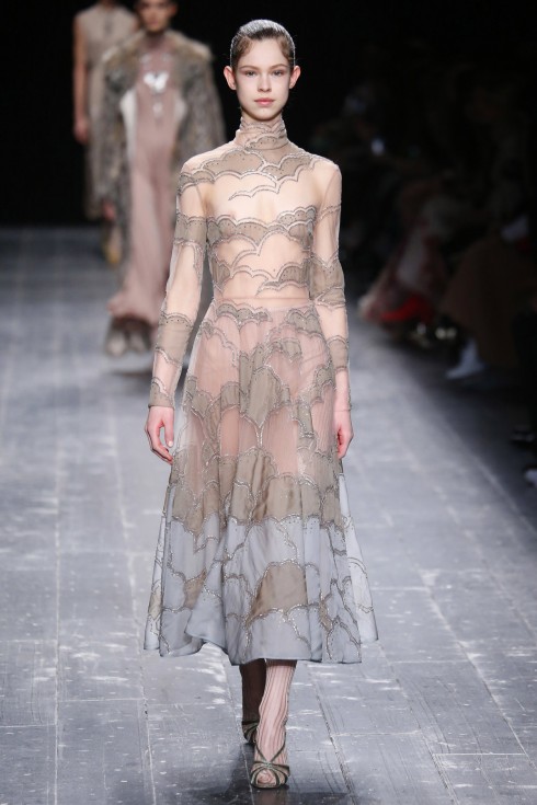 Một mẫu váy đẹp như mơ trong BST Thu-Đông của Valentino