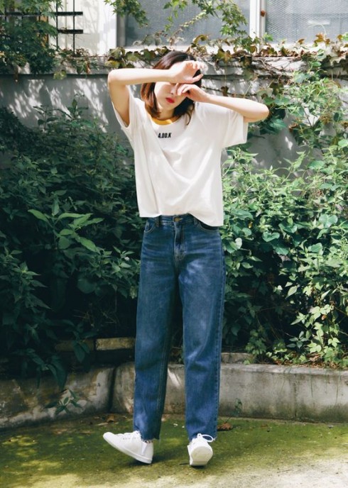 Giới trẻ ở các kinh đô thời trang châu Á đã nhiệt tình lăng xê loại quần jeans này từ mùa xuân 2015.