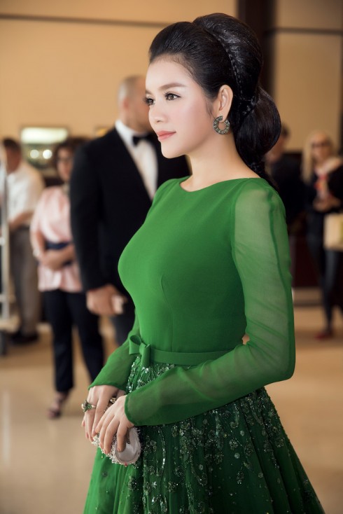 Vẻ đẹp đầy chất thơ của Lý Nhã Kỳ tại Cannes 2016 02