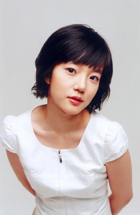 Nữ diễn viên Lim Soo Jung trẻ trung ở ngưỡng U40 1