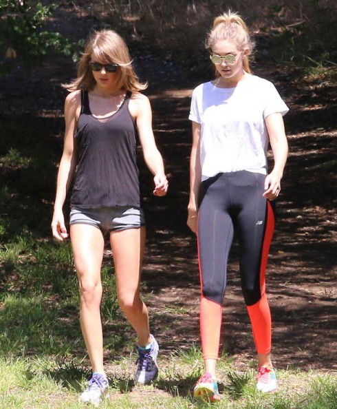 Taylor Swift và Gigi Hadid cùng an ủi lẫn nhau sau chuyện buồn tình cảm