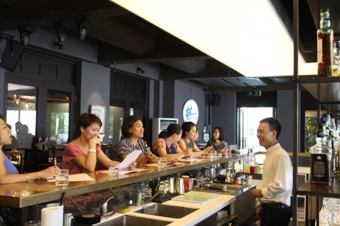 La Plume Bar & Lounge tổ chức chương trình Cocktail Master Class vào các chiều thứ bảy hàng tuần từ 14h00 đến 16h00