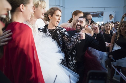 Celine Dion bên cạnh Giambattista Valli