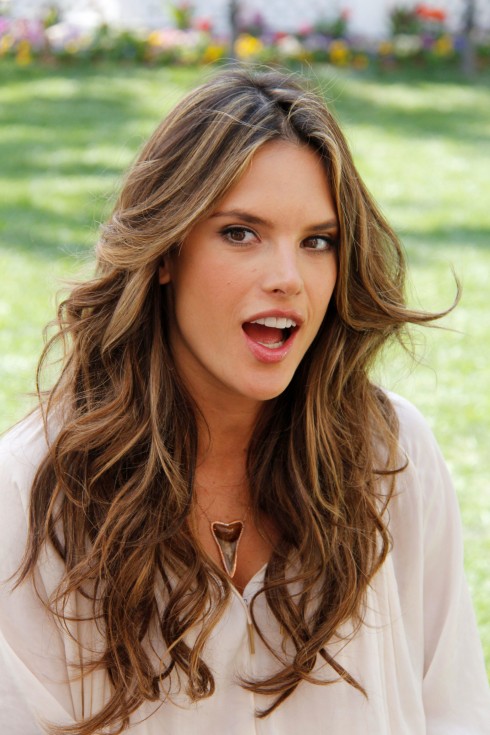 Người mẫu Victoria's Secret Alessandra Ambrosio