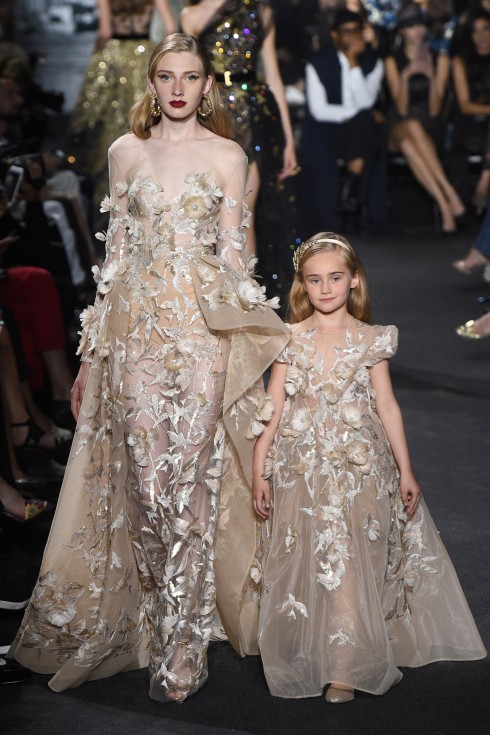 Thiết kế mẹ và bé trong BST của Elie Saab