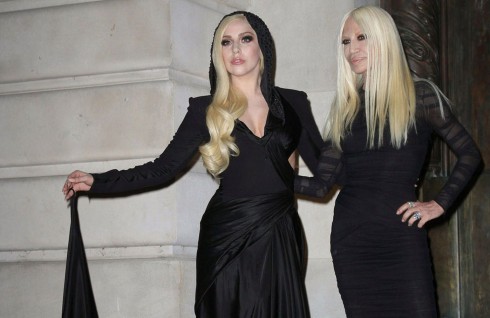 Donatella Versace - người thừa kế sáng giá ở vương quốc thời trang