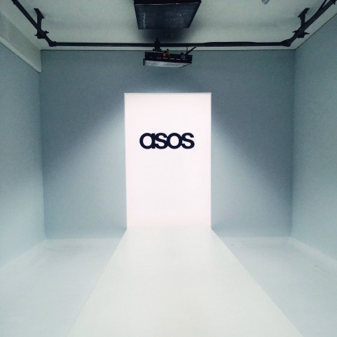 Thời trang online ASOS - catwalk