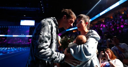 Micheal Phelps and his sweet moment 2