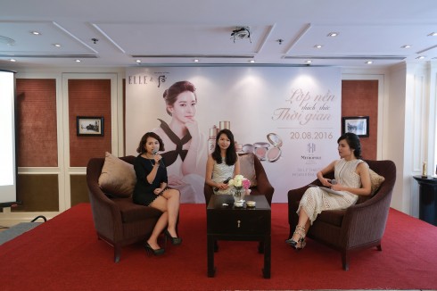 Beauty blogger Loan và Diệp từ kênh Love At 1st Shine đang chia sẻ những kinh nghiệm làm đẹp vô cùng thú vị của bản thân