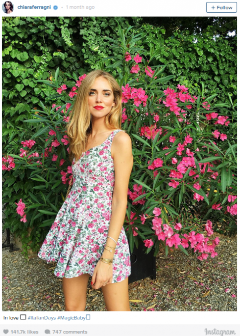 7 mẫu trang phục đẹp tung hoành cộng đồng Instagram - elle vn 13
