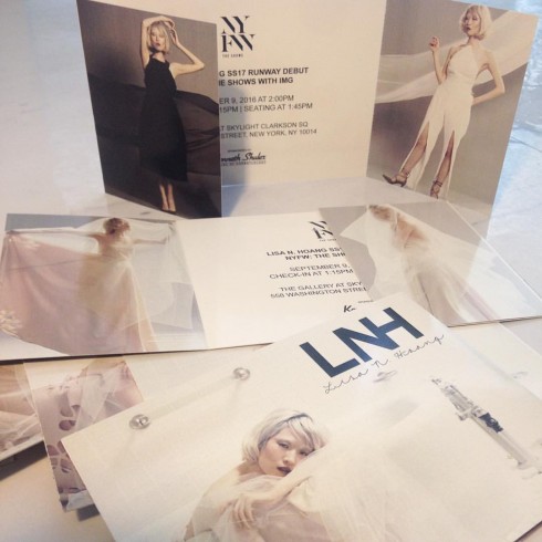 Thiệp mời tới dự show diễn của Lisa N.Hoang tại Tuần lễ thời trang New York