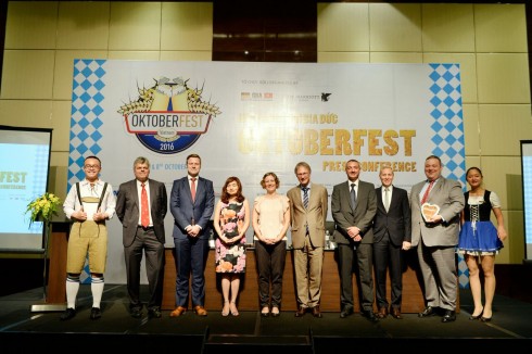 Ban tổ chức cùng những nhà tài trợ đồng hành giới thiệu lễ hội Bia lớn nhất thế giới tới Hà Nội 