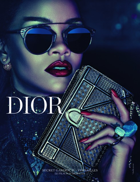 Ca sĩ Rihanna là gương mặt đại diện của Dior.