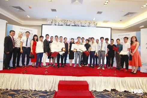 Lễ chấm thi – trao giải Vòng Sơ khảo đợt 1 cuộc thi Vietnam Top HairStylist 2017 trang trọng diễn ra tại Hà Nội.