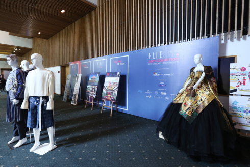 elle-exhibition-2016