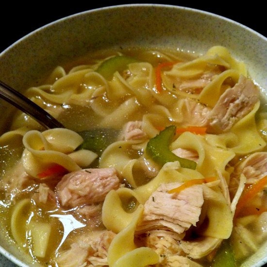 Soup gà xé và mì pasta giúp giảm cân cấp tốc - ELLE VN