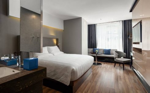 Khách sạn Novotel Suites Hà Nội 