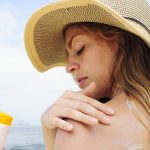 Gợi ý 10 loại kem chống nắng tốt cho da nhờn