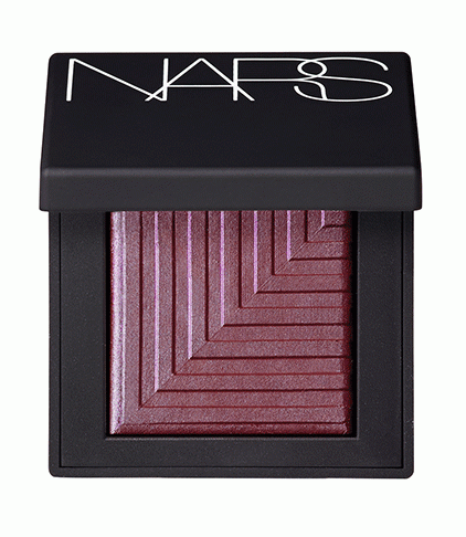 Kiểu trang điểm mắt nào đang khiến sao thế giới mê mẩn? Nars