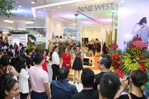 nine-west-khai-truong-hcm-1