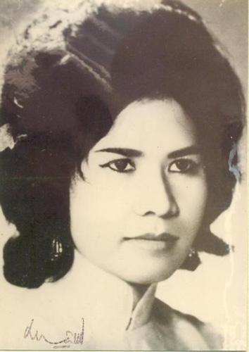 [Image: cuoc-doi-va-tinh-su-vua-bao-dai-14.jpg]
