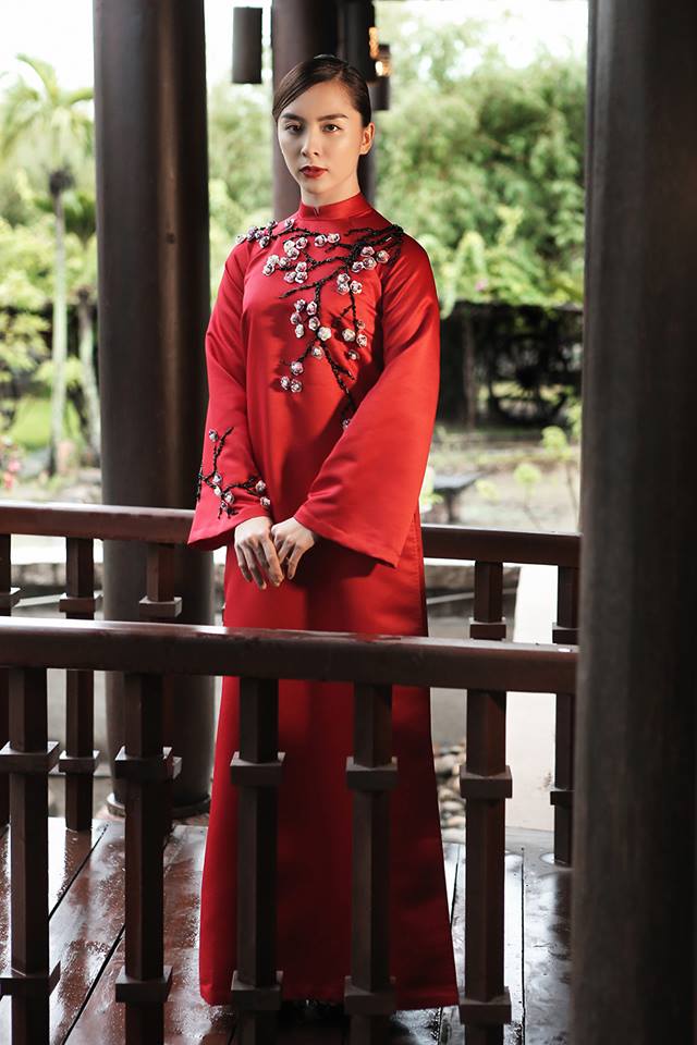 Mẫu áo dài cưới đẹp - áo dài tay lửng - elle vn