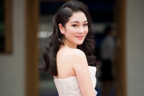 Hoa hậu Nguyễn Thị Huyền