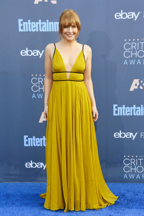 Ngắm thời trang sao Hollywood tại lễ trao giải Critics's Choice Award 2016 ELLE VN