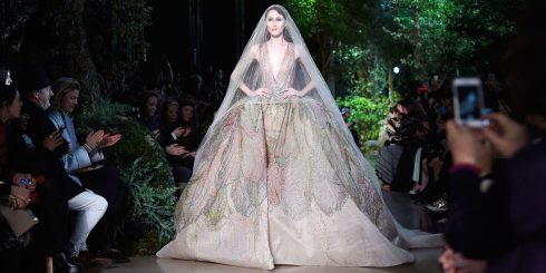 Haute Couture - Thế giới thời trang xa hoa, khốc liệt bậc nhất - ELLE VN