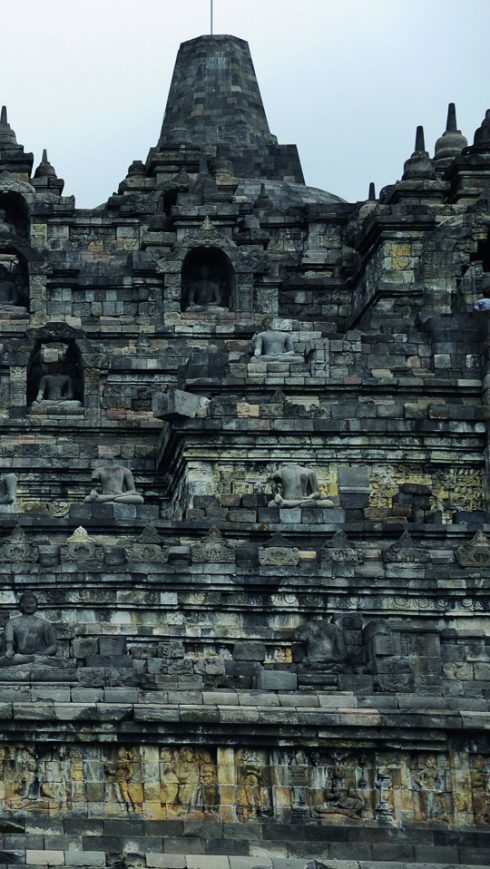 Đền Borobudur Ngọn đồi sen khổng lồ ở Indonesia 3
