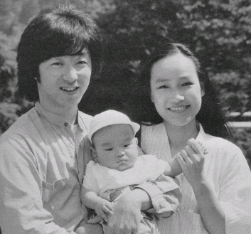 Itsuwa và gia đình