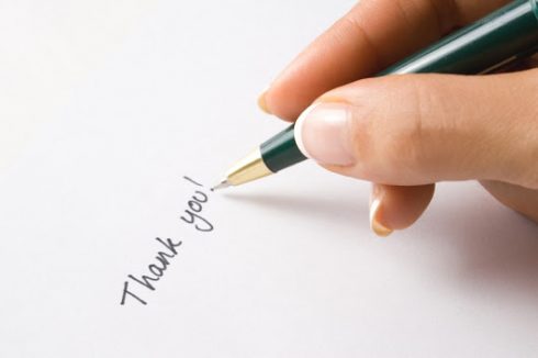 Cách viết một tấm thiệp cảm ơn hoàn hảo 2