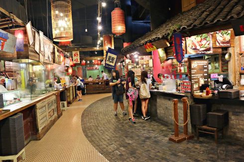 Foodcourt tại Vivo City Singapore