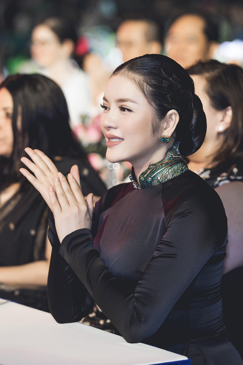 ly nha ky - elle vietnam 4