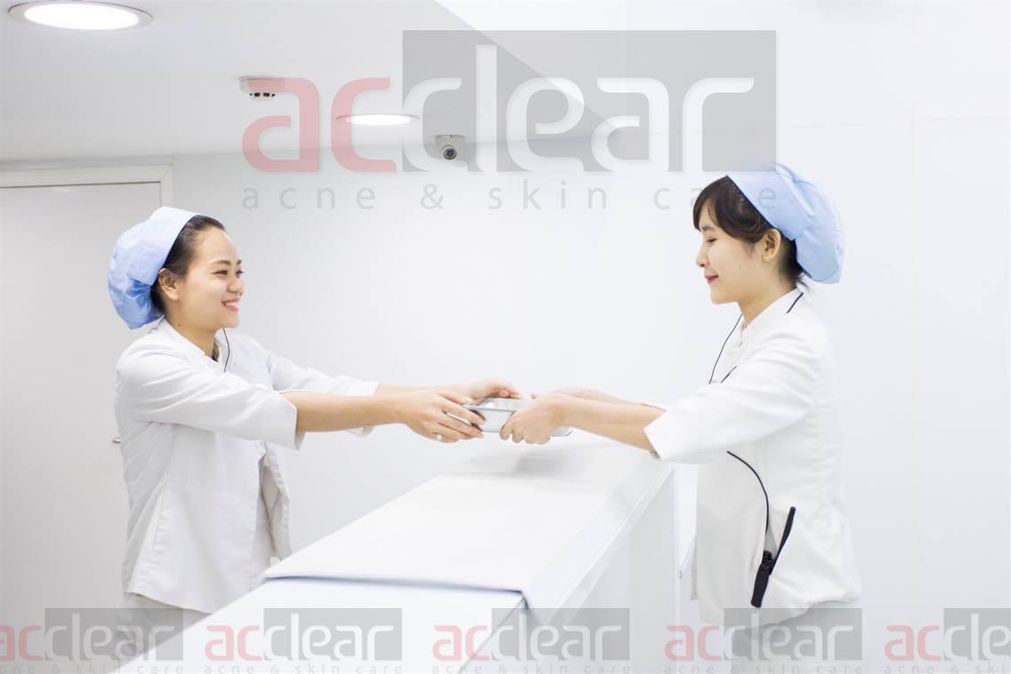Bỏ túi 8 địa điểm trị mụn ẩn cho phái đẹp ELLE VN