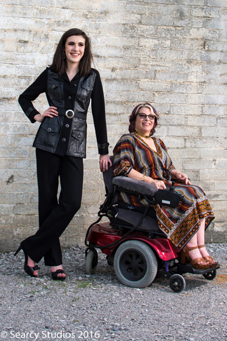 Người khuyết tật vẫn có chỗ đứng trong làng thời trang