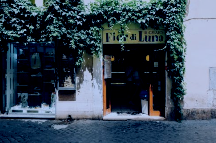 Cửa hàng kem Ý lãng mạn