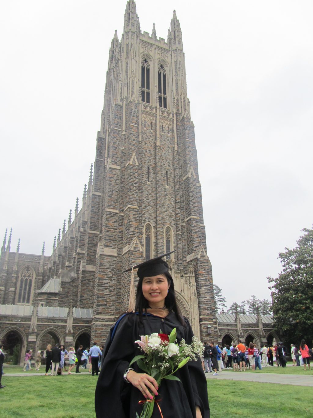 Chị Trần Bích Hường trong lễ tốt nghiệp tại Mỹ